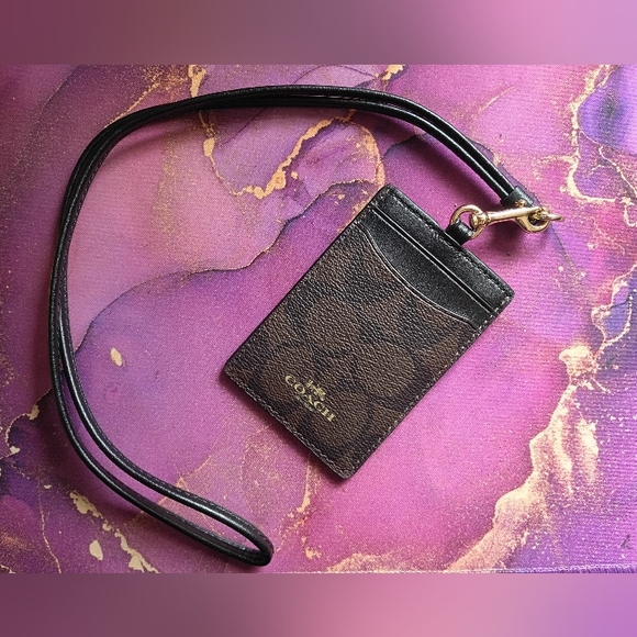 Coach Accessories - COACH Signature Canvas Badge ID Lanyard - Brown/Black - Iconic Logo Designer Old